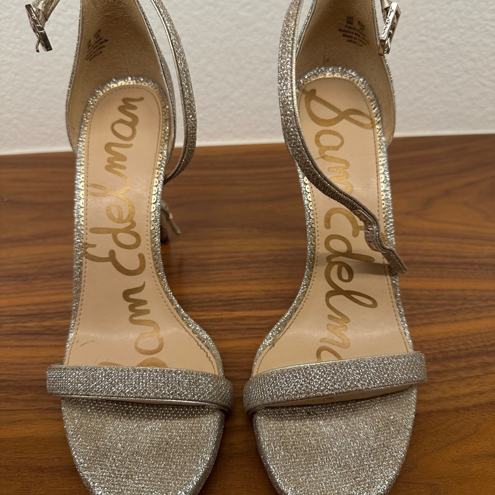 Sam Edelman Ariella Heel. Silver, Size 9. Beautiful shoe. Only worn a few times.